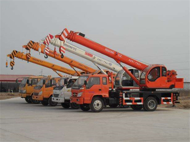 海港区设备出现故障导致停工，怎么处理？是否有备用设备替换？